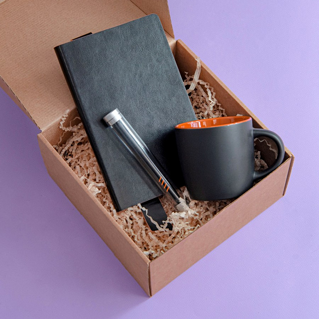 Набор подарочный DESKTOP: кружка, ежедневник, ручка,  стружка, коробка, черный/оранжевый с логотипом в Волгограде заказать по выгодной цене в кибермаркете AvroraStore