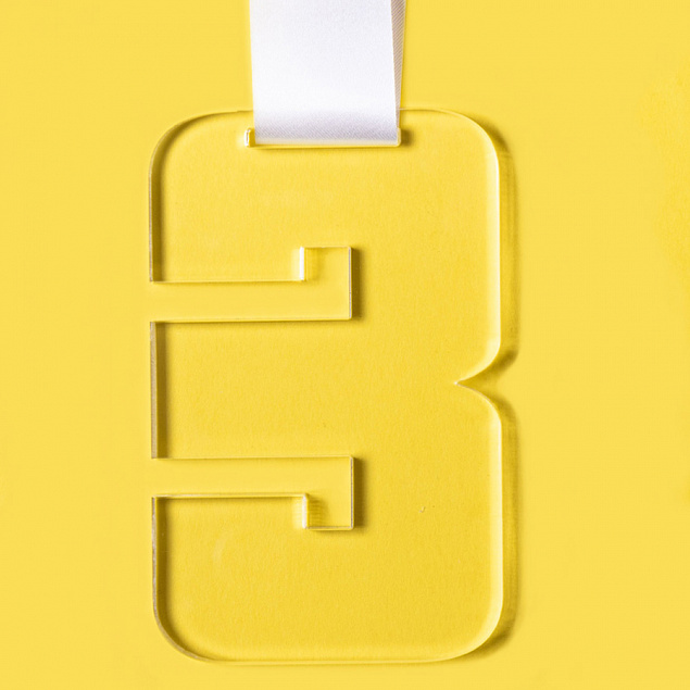 Медаль THIRD PLACE в подарочной упаковке, 65х100х5 мм, акрил с логотипом в Волгограде заказать по выгодной цене в кибермаркете AvroraStore