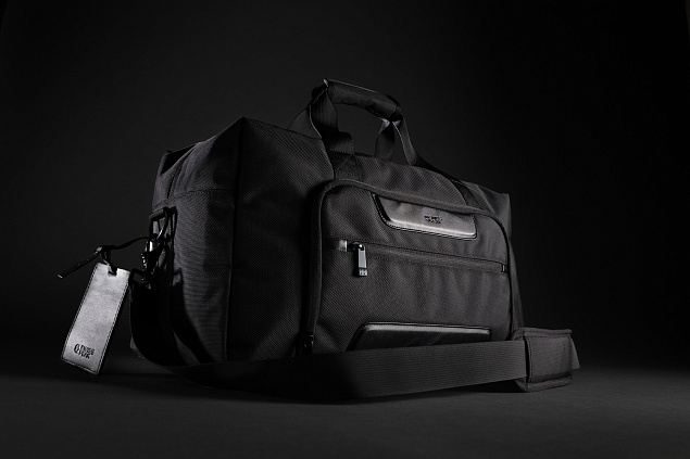 Дорожная сумка Swiss Peak Voyager из RPET AWARE™ с логотипом в Волгограде заказать по выгодной цене в кибермаркете AvroraStore