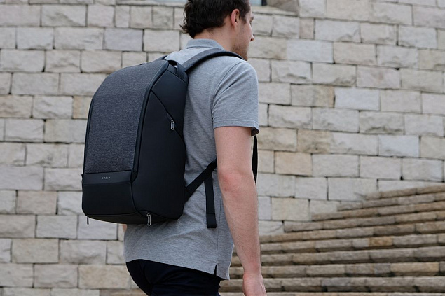 Рюкзак FlexPack Pro, темно-серый с логотипом в Волгограде заказать по выгодной цене в кибермаркете AvroraStore