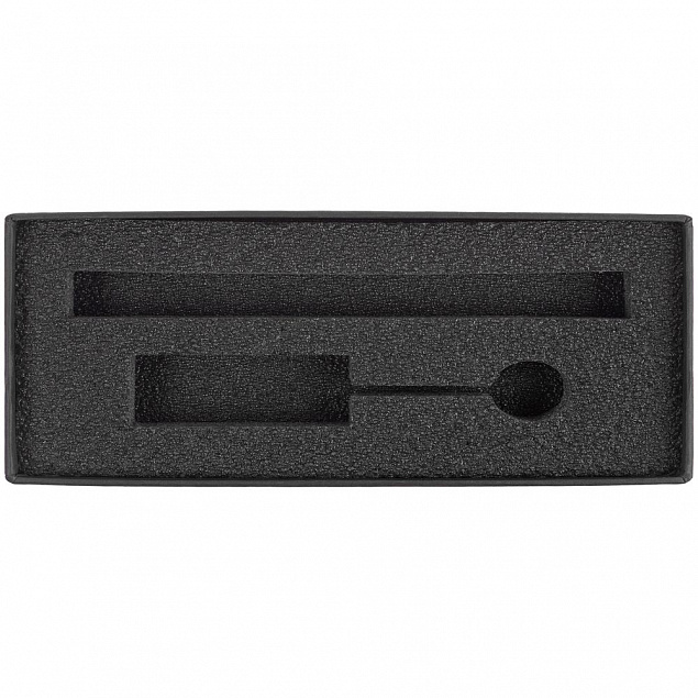 Коробка Notes с ложементом для ручки и флешки, черная с логотипом в Волгограде заказать по выгодной цене в кибермаркете AvroraStore
