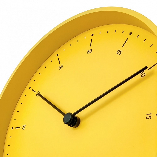 Часы настенные Cleo, желтые с логотипом в Волгограде заказать по выгодной цене в кибермаркете AvroraStore