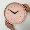 Часы настенные Peddy, пыльно-розовые с логотипом в Волгограде заказать по выгодной цене в кибермаркете AvroraStore