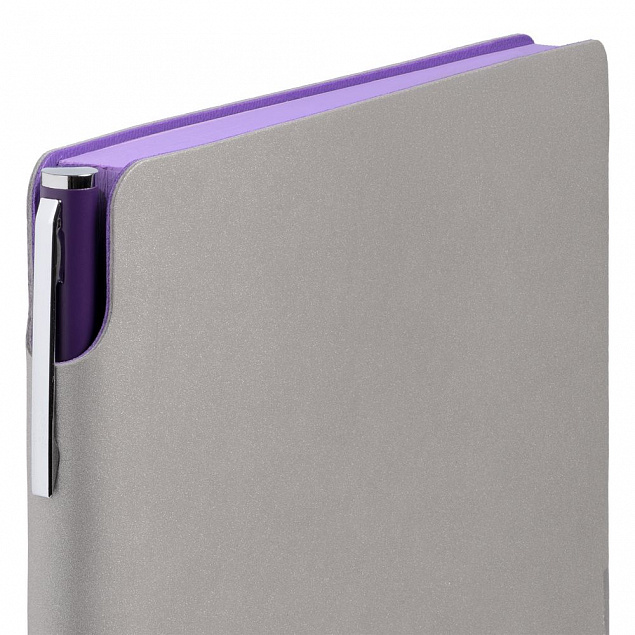 Ежедневник Flexpen, недатированный, серебристо-фиолетовый с логотипом в Волгограде заказать по выгодной цене в кибермаркете AvroraStore