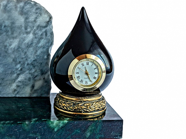 Настольные часы «Не подкачаем» с логотипом в Волгограде заказать по выгодной цене в кибермаркете AvroraStore