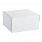 Коробка Medio, белая с логотипом в Волгограде заказать по выгодной цене в кибермаркете AvroraStore