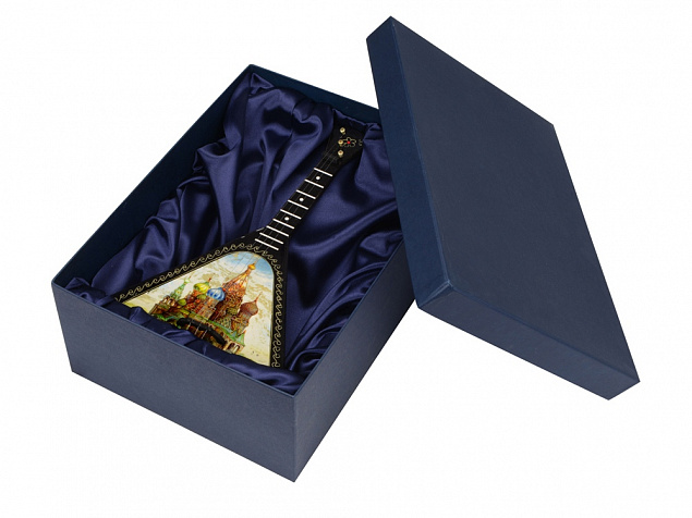 Подарочный набор Музыкальная Россия: балалайка, книга Россия с логотипом в Волгограде заказать по выгодной цене в кибермаркете AvroraStore