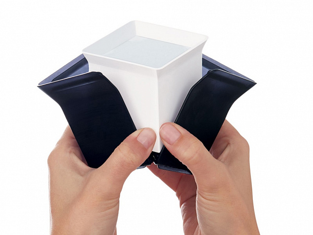 Форма для льда Zoku Cube с логотипом в Волгограде заказать по выгодной цене в кибермаркете AvroraStore